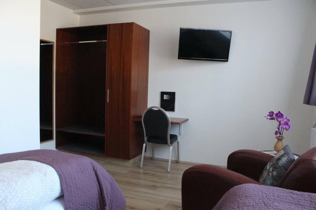 Hotel Grasteinn - Airport Hotel Keflavík Dış mekan fotoğraf