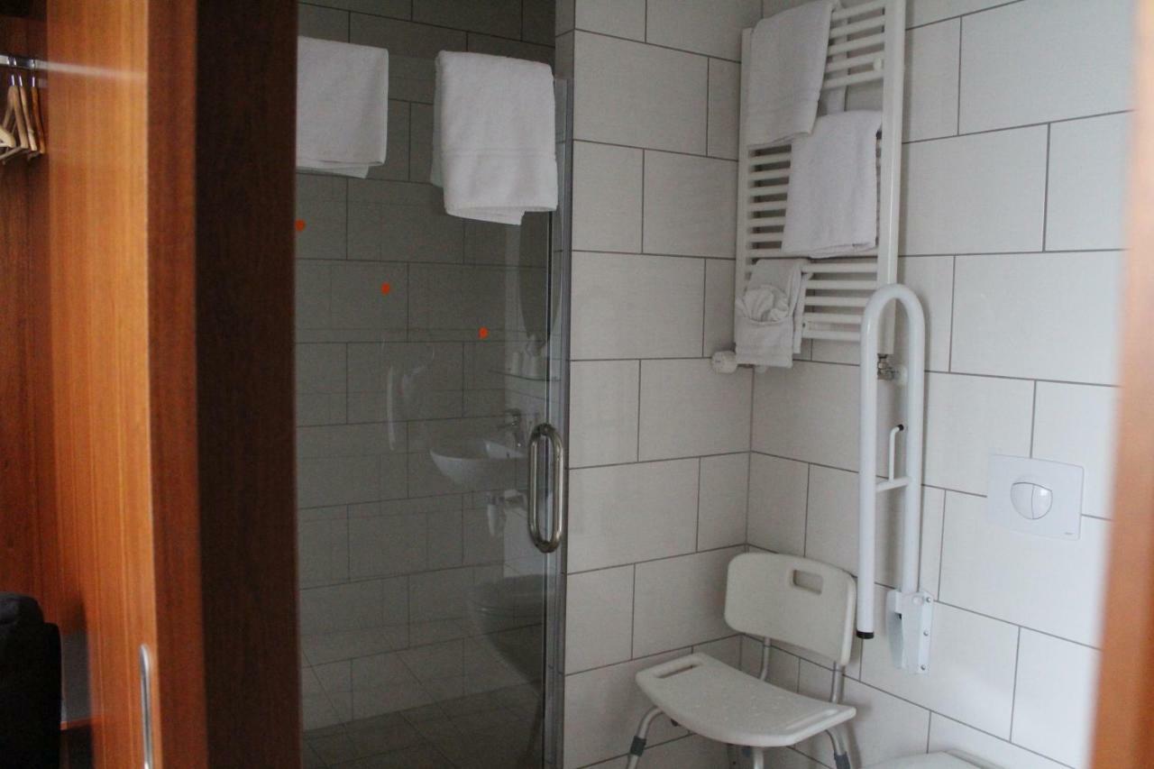 Hotel Grasteinn - Airport Hotel Keflavík Dış mekan fotoğraf